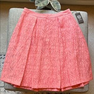🌺 Vince Camuto Pleated Midi A Line Skirt in shade Tropic Guava, Size: 8